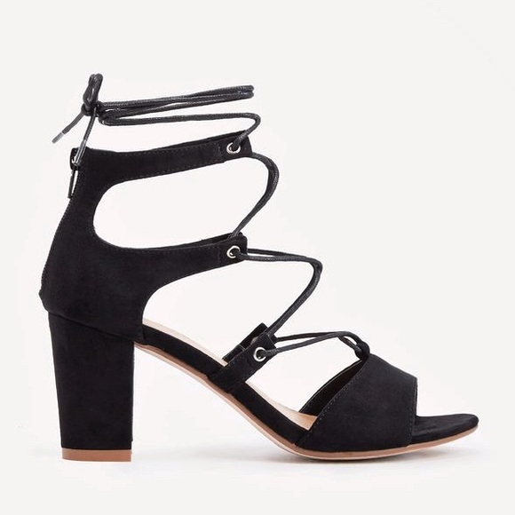 Black Brand new in box heeled sandals 7 strap lace - Picture 2 of 6